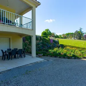 https://superbe-appartement-avec-terrasse-et-vue-degagee.midi-pyreneeshotels.com