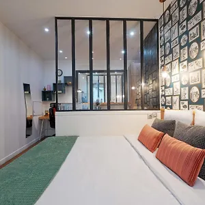 Fabulous Comfortable Studio With Updated Finishes And Design Next To Champ De Mars Apartamento